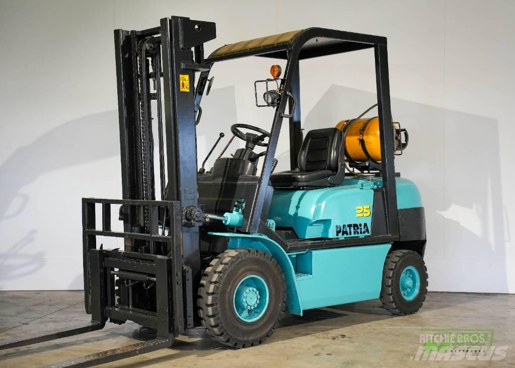 Patria PFG25TH-1 LPG'li forkliftler