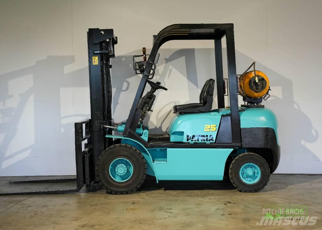 Patria PFG25TH-1 LPG'li forkliftler
