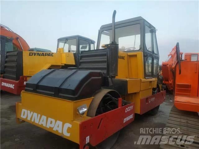 Dynapac CC211 Tek tamburlu silindirler