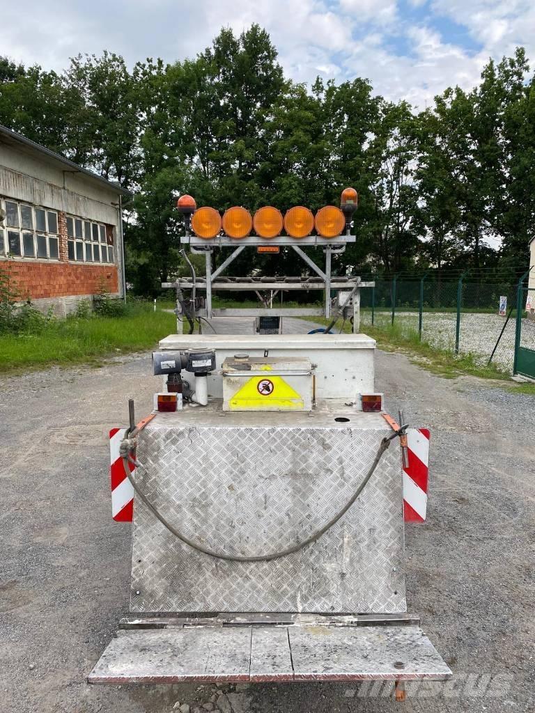 Hofmann H-32 Diger yol bakim makinalari