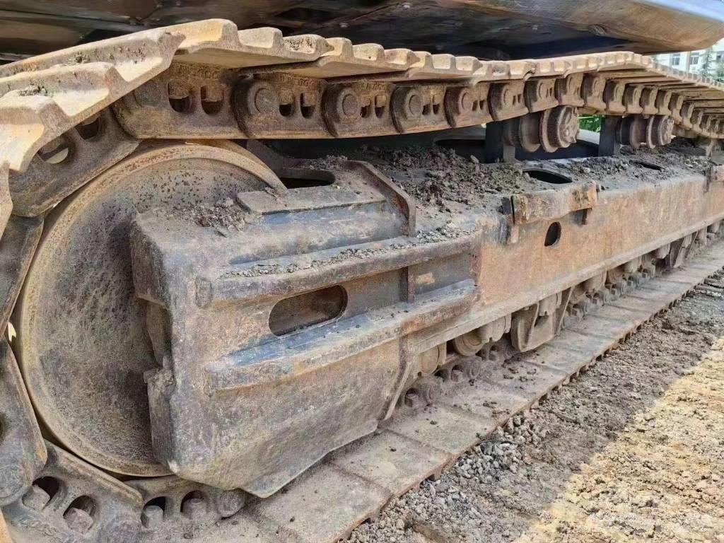 Doosan DX 300 Paletli ekskavatörler