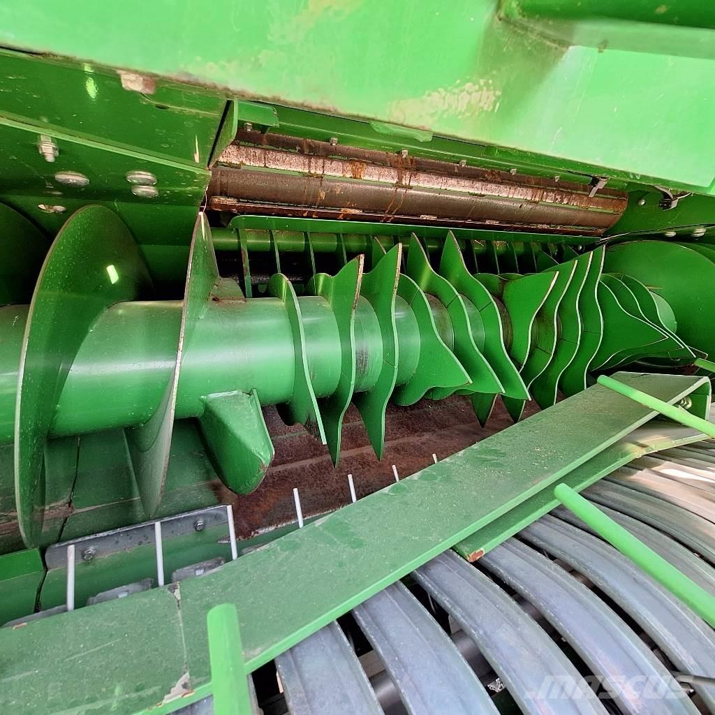 John Deere V 451 M Rulo balya makinalari