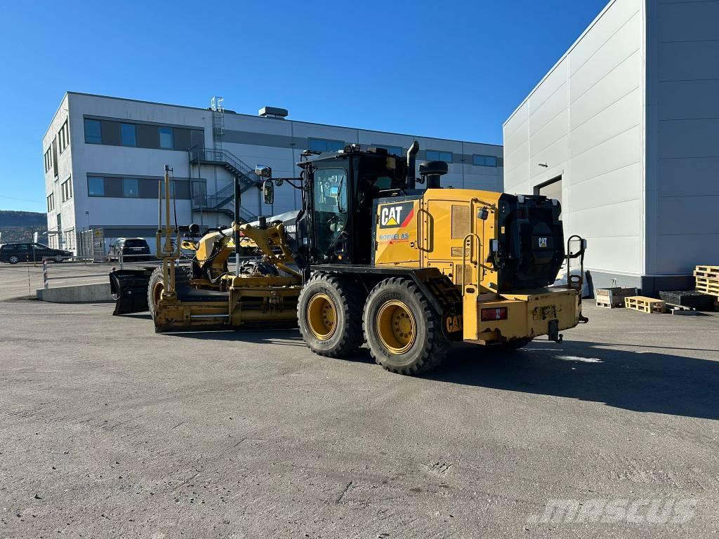 CAT 140 M 3 AWD Greyderler