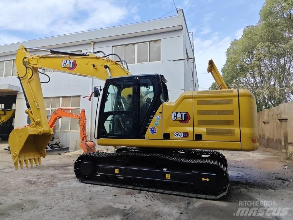 CAT 320 GC Paletli ekskavatörler
