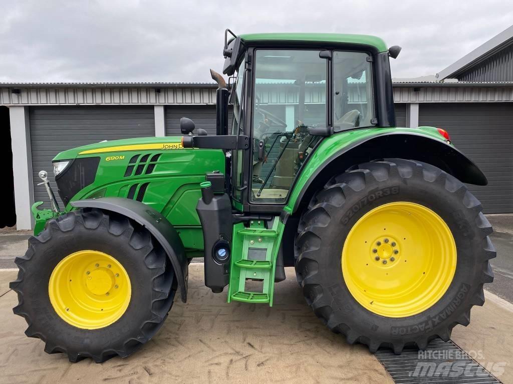 John Deere 6120 M Traktörler