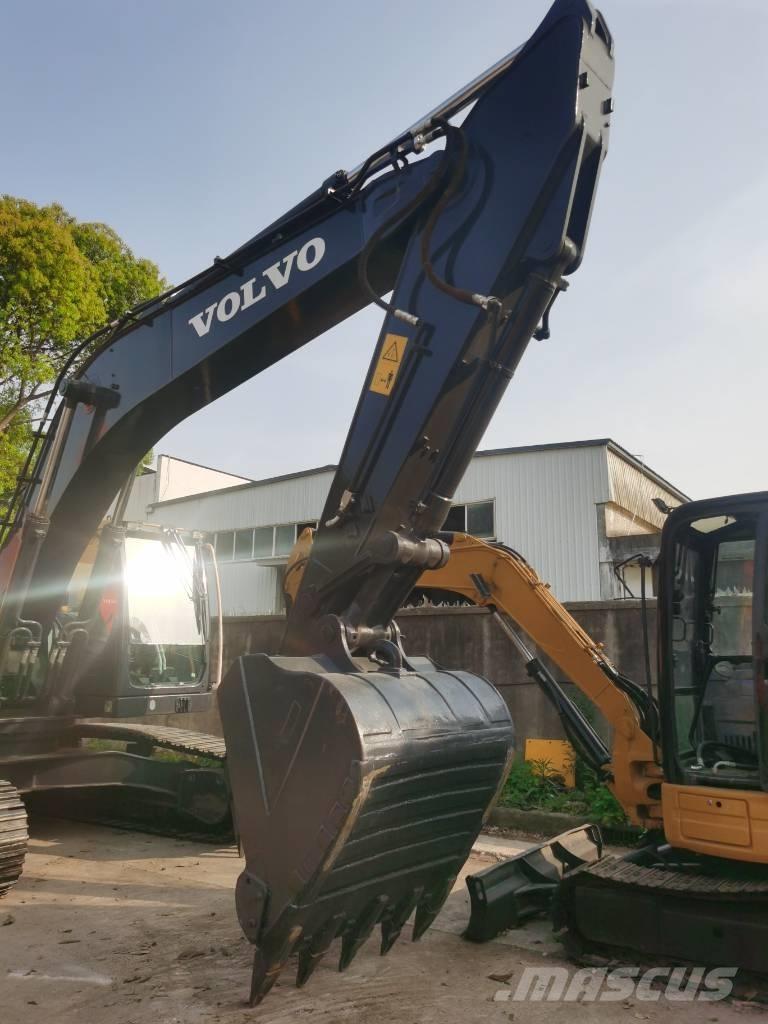 Volvo EC 250 D L Paletli ekskavatörler