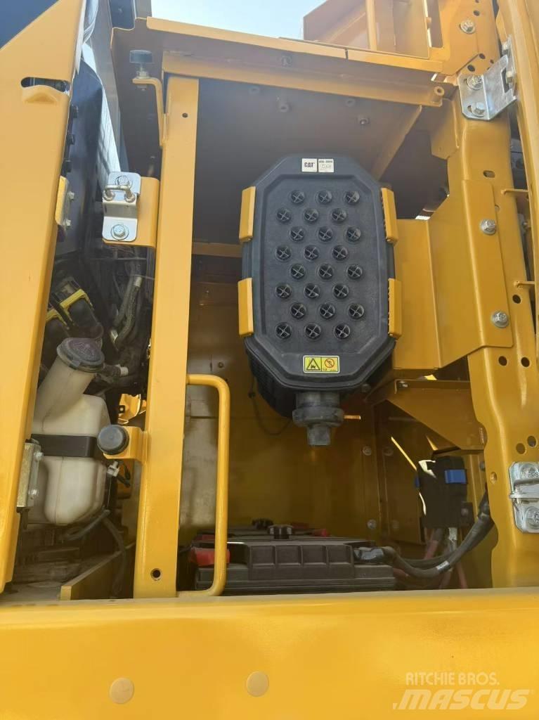 CAT CAT336GC Paletli ekskavatörler