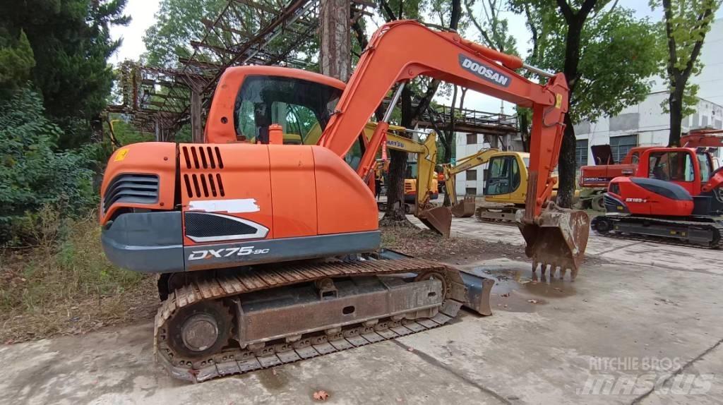 Doosan DX 75-9 C Paletli ekskavatörler