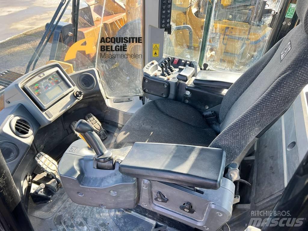 CAT 966 M Tekerlekli yükleyiciler