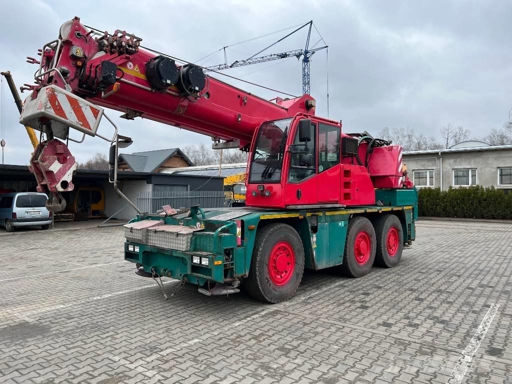 Demag AC 40-1 City Yol-Arazi Tipi Vinçler (AT)