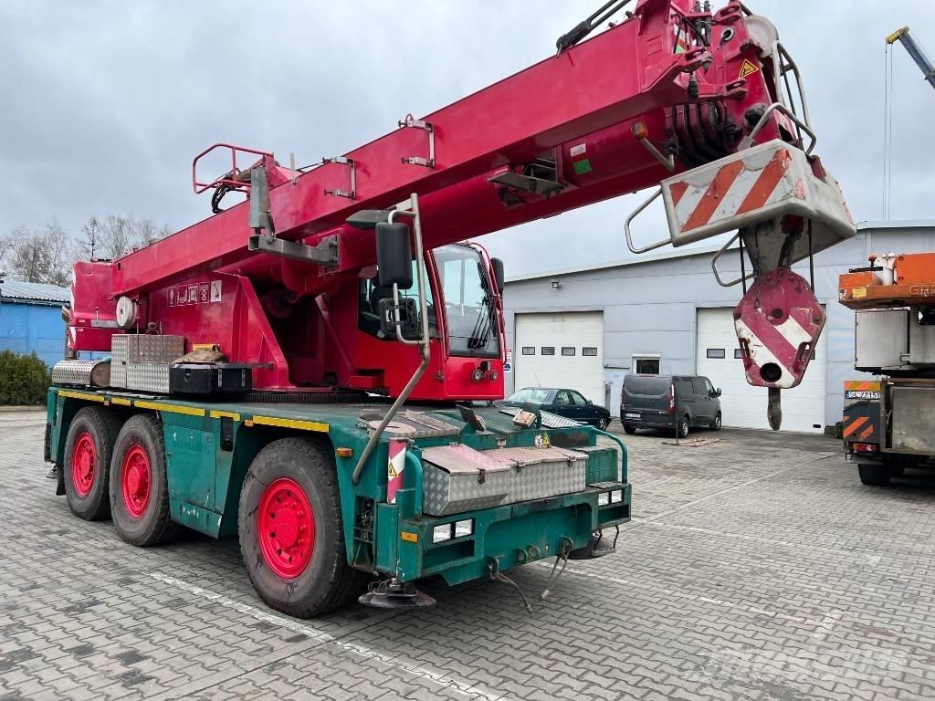 Demag AC 40-1 City Yol-Arazi Tipi Vinçler (AT)
