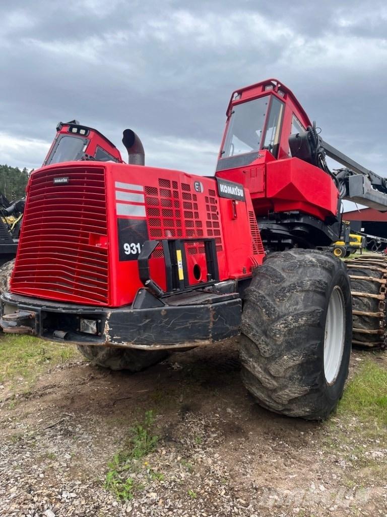 Komatsu 931.1 Biçerdöverler