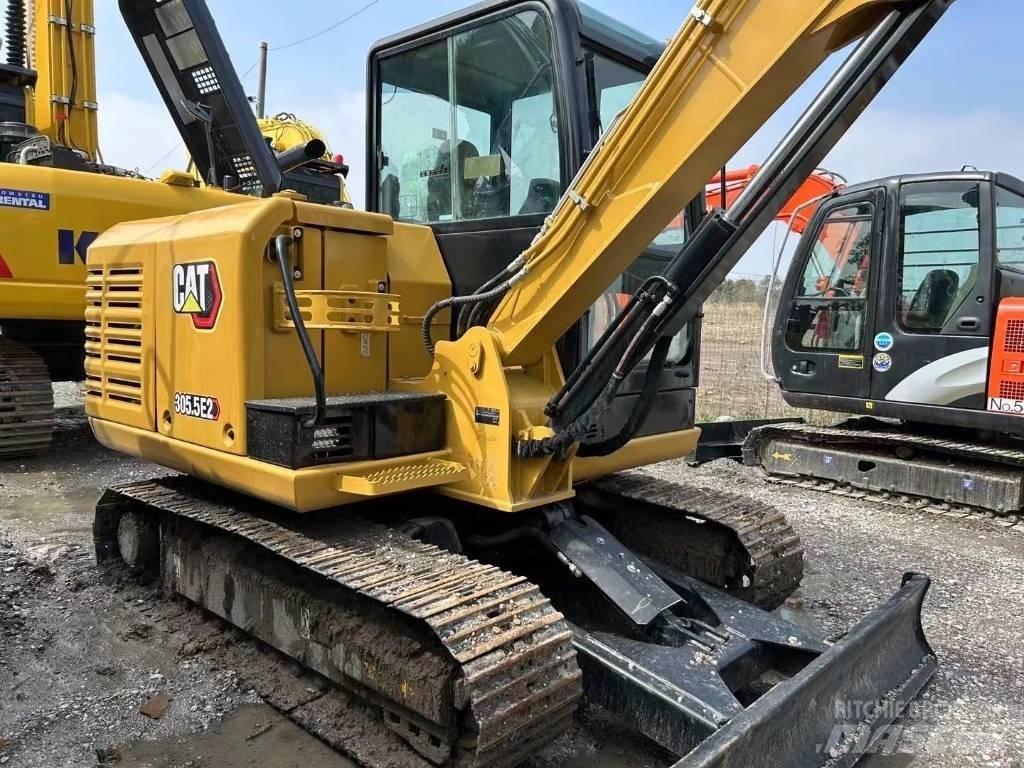 CAT 305.5E Paletli ekskavatörler