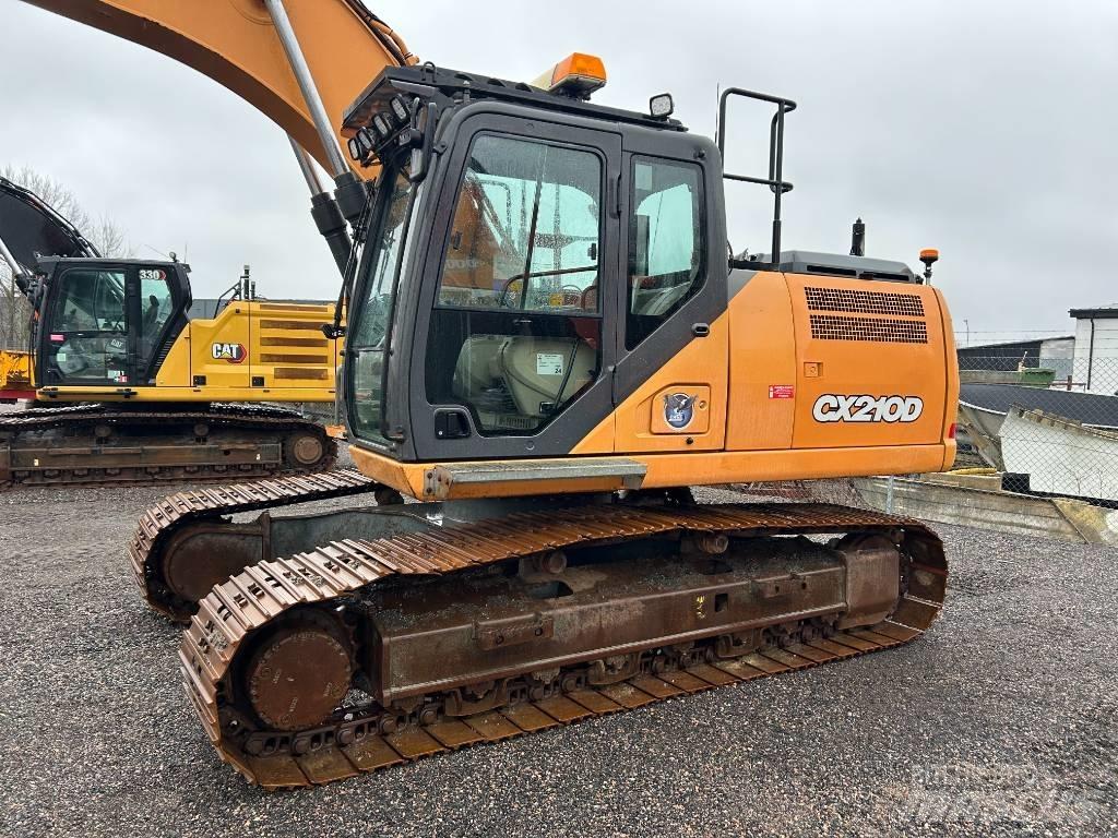 CASE CX 210 D Paletli ekskavatörler