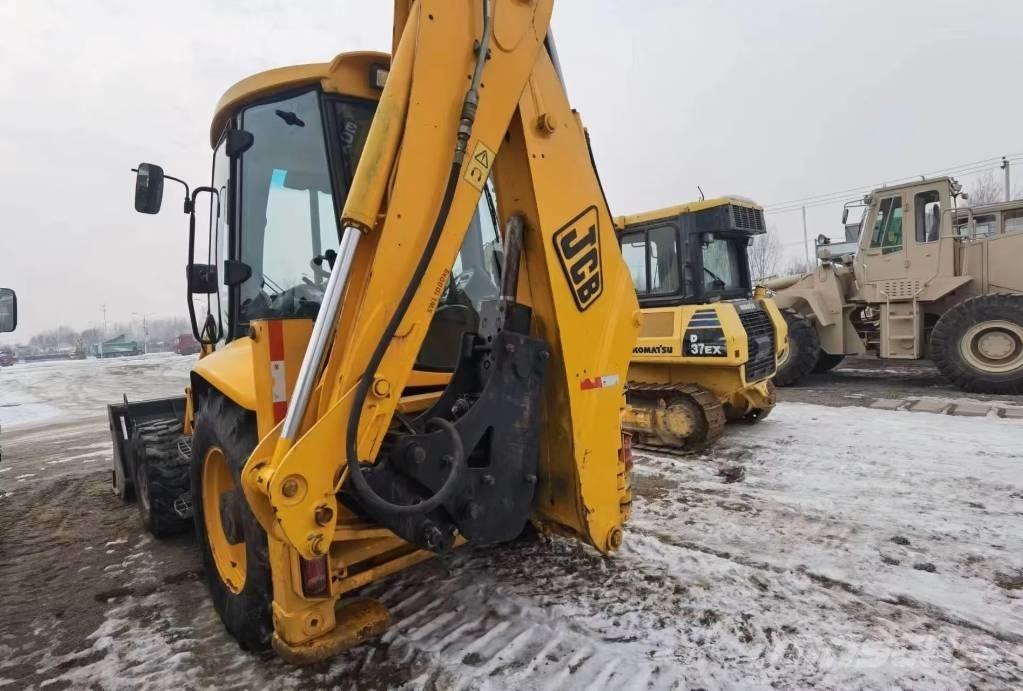 JCB 3CX Kazıcı yükleyiciler - beko loder