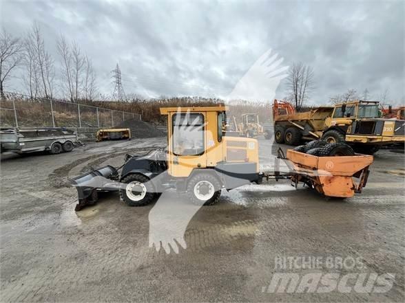 Benco PN1500 Tekerlekli yükleyiciler