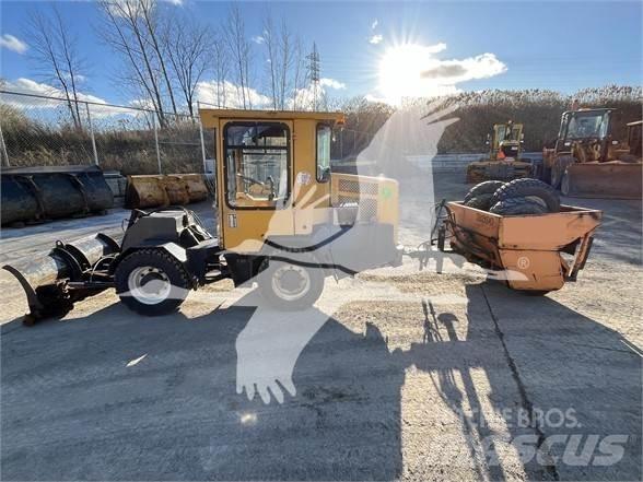 Benco PN1500 Tekerlekli yükleyiciler