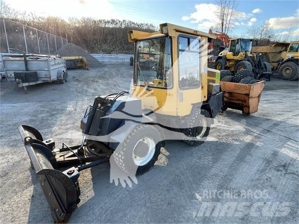 Benco PN1500 Tekerlekli yükleyiciler