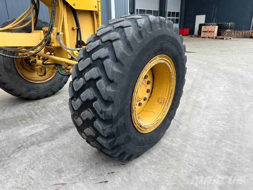 CAT 140H Greyderler