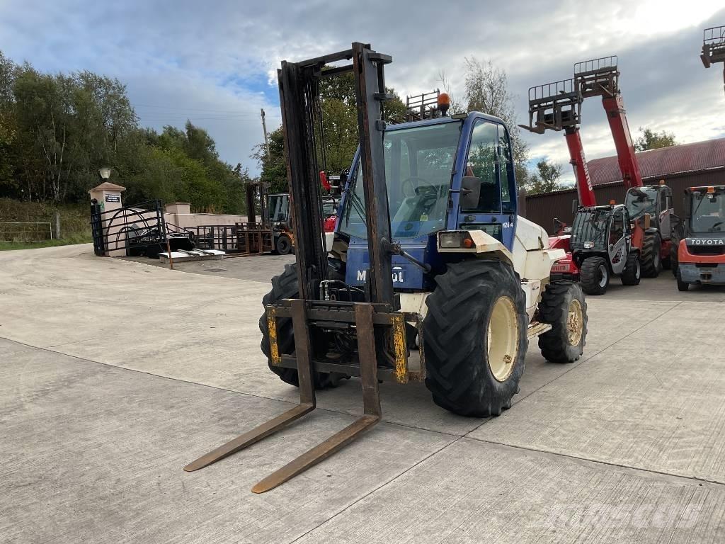 Manitou M 26.4 Arazi tipi forklift
