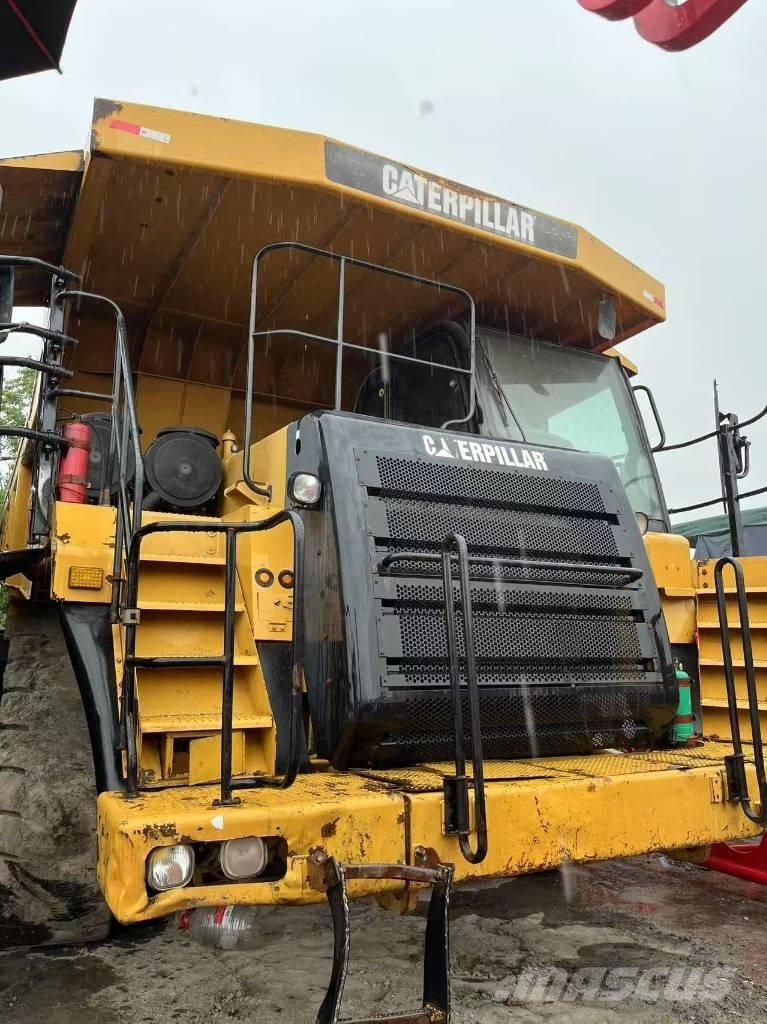 CAT 773 F Yol disi kaya kamyonu
