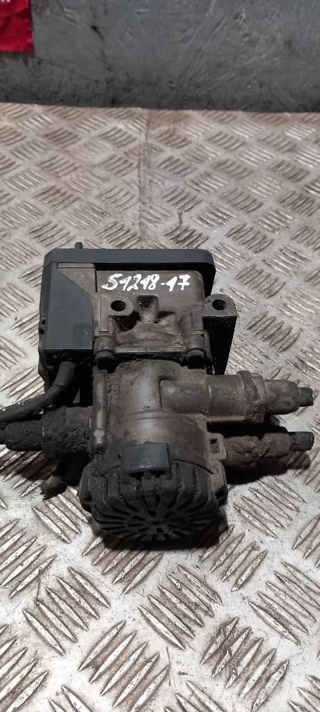 Scania R 440   1879275 Frenler