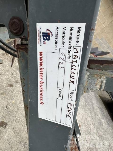 Mailleux MANIBALLE Balya kiskaçlari