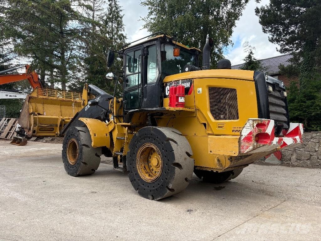 CAT 938 M Tekerlekli yükleyiciler