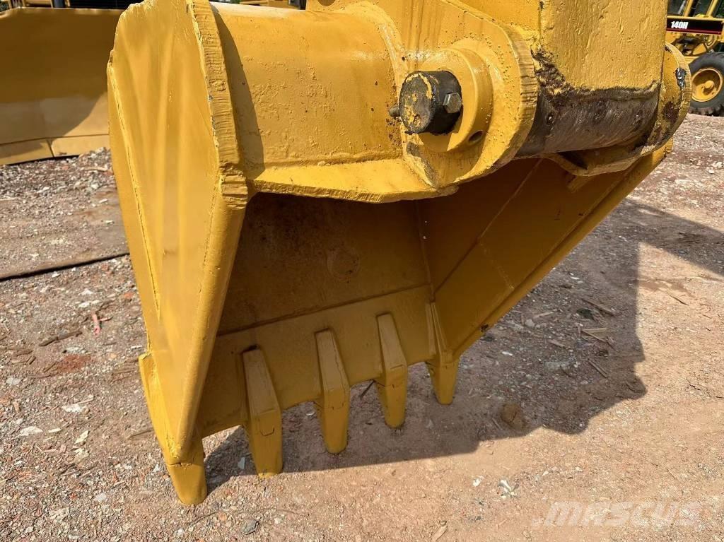 CAT 320 B Paletli ekskavatörler