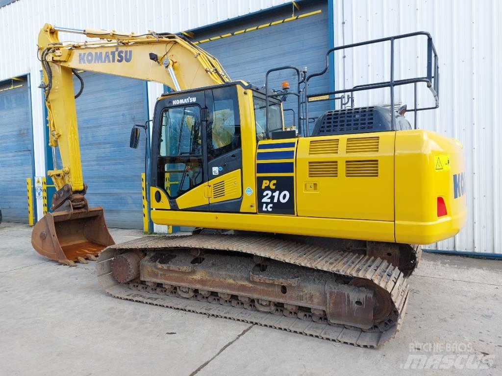 Komatsu PC210LC-10 Paletli ekskavatörler