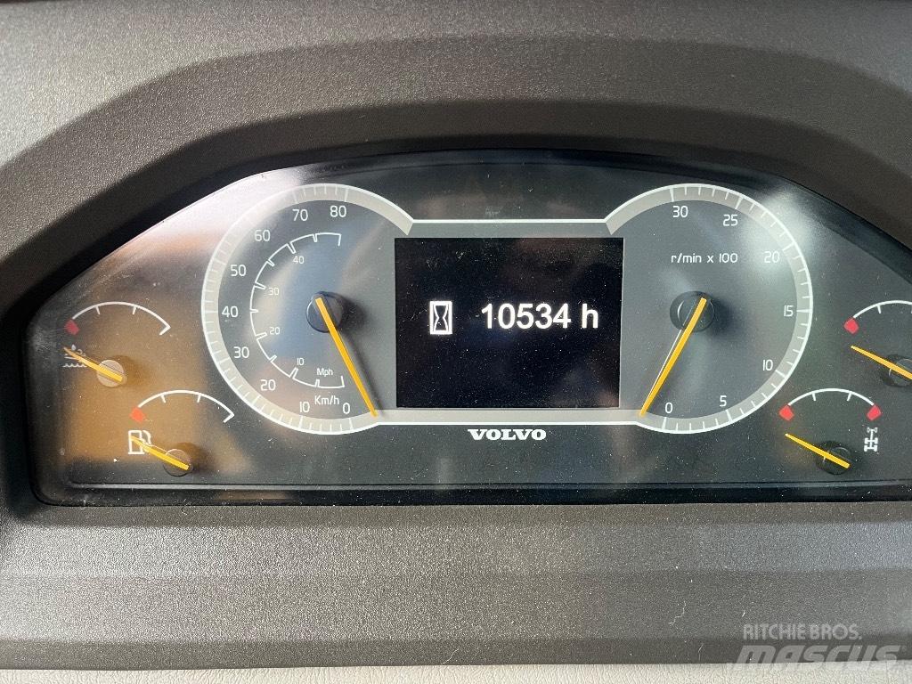 Volvo A 30 G Belden kirma kaya kamyonu
