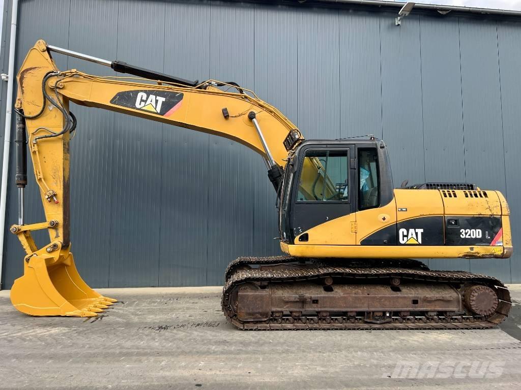 CAT 320D L Paletli ekskavatörler