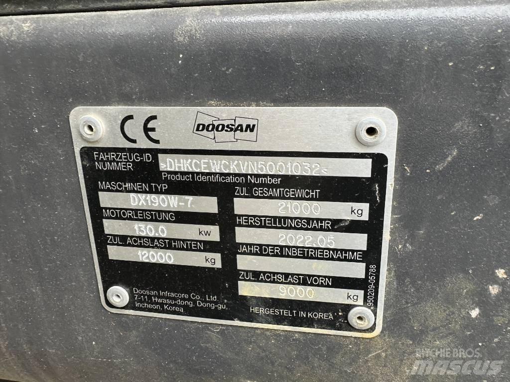 Doosan DX 190 W-7 Lastik tekerli ekskavatörler