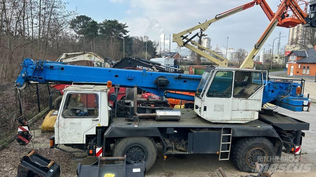Liebherr LTM 1025 Yol-Arazi Tipi Vinçler (AT)
