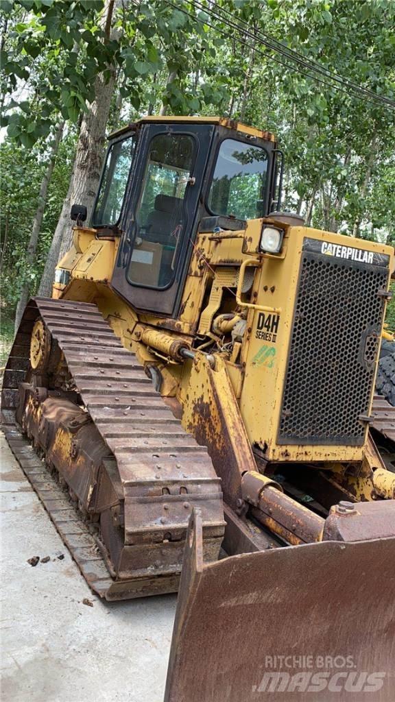 CAT D4H Paletli dozerler