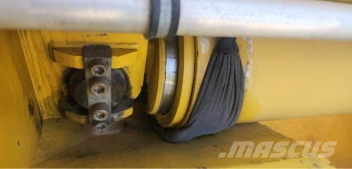 Demag AC 120-1 Yol-Arazi Tipi Vinçler (AT)