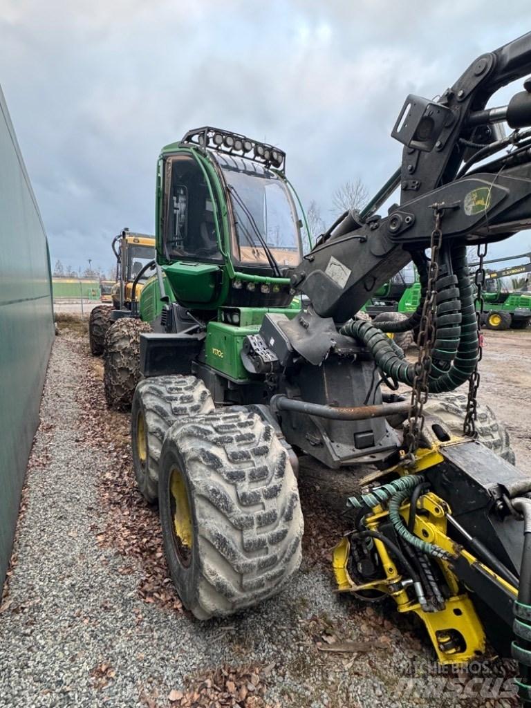 John Deere 1070G Biçerdöverler