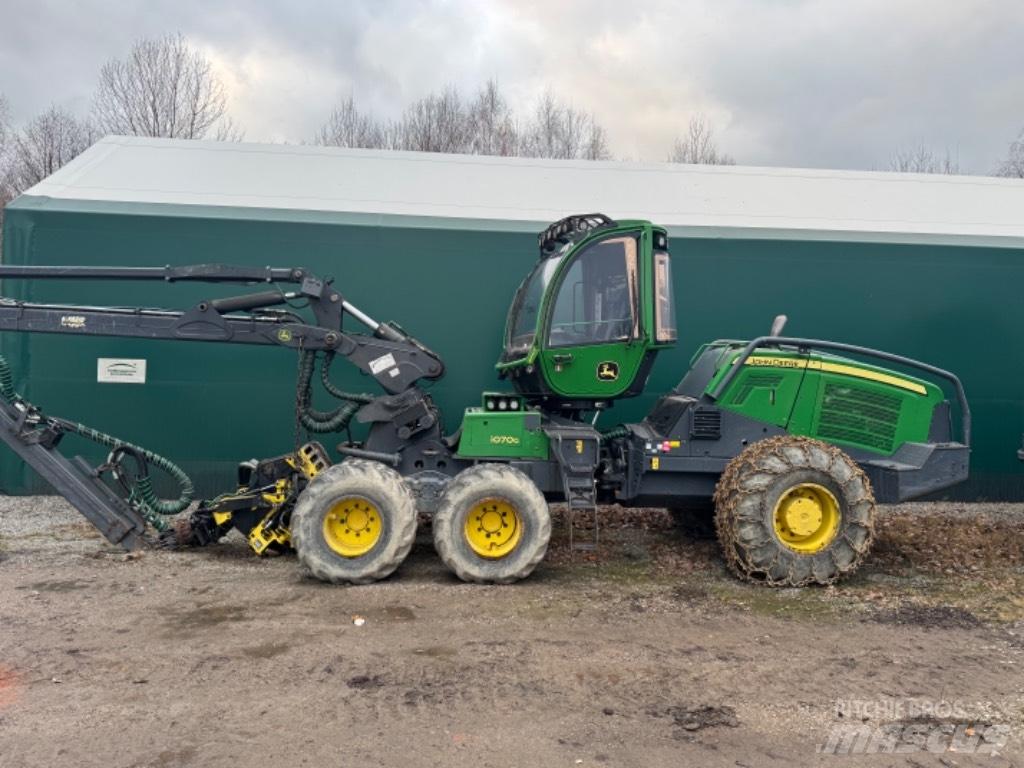 John Deere 1070G Biçerdöverler