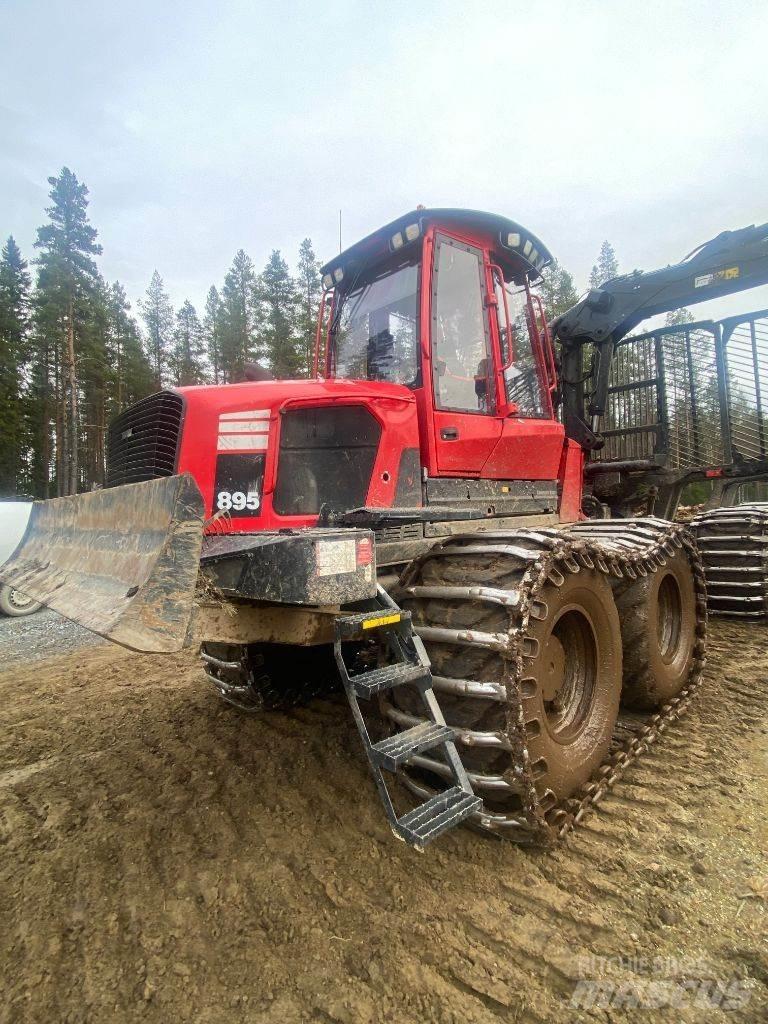 Komatsu 895 Tomruk yükleyici traktörler