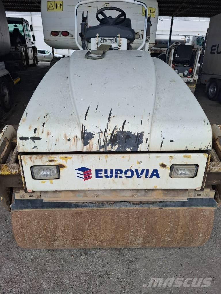 Bomag BW 120 AD-4 Çift tamburlu silindirler