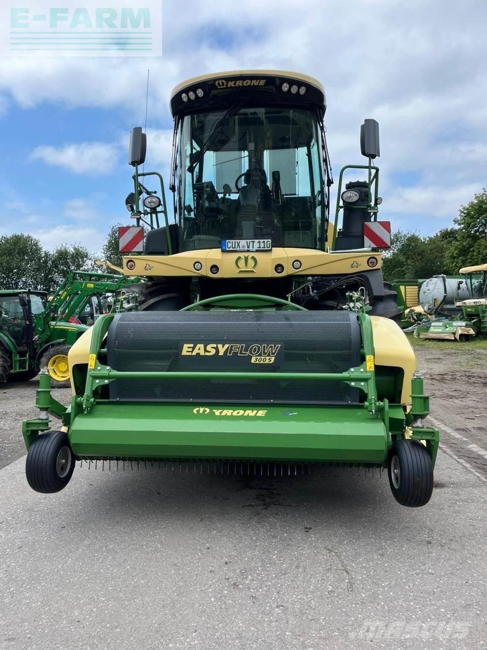Krone Big X 630 Kendi yürür silaj makinalari