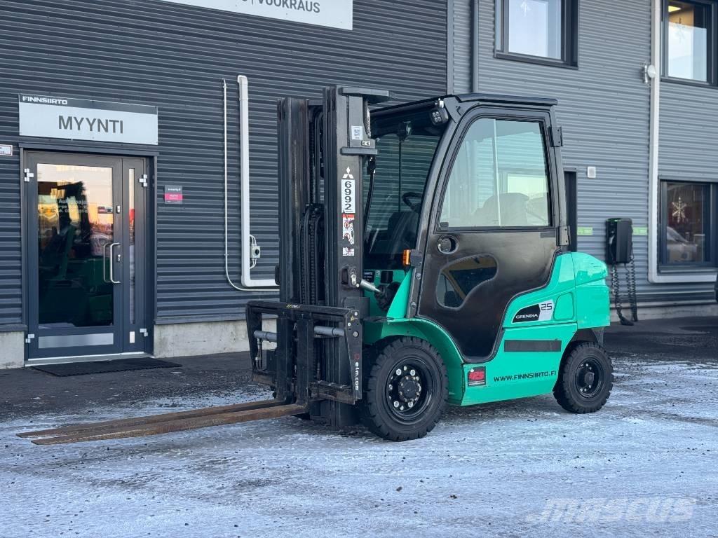 Mitsubishi FD25N3 Dizel forkliftler