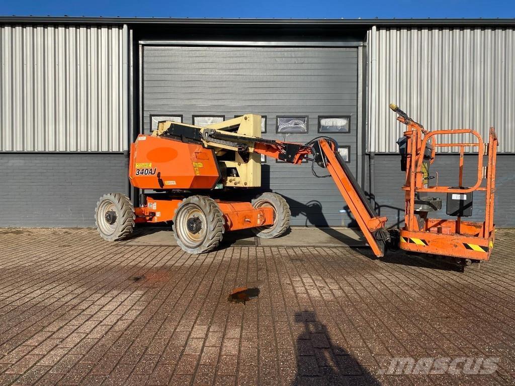 JLG 340AJ Körüklü personel platformları
