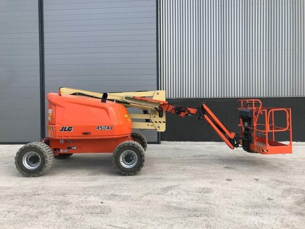 JLG 450 AJ Körüklü personel platformları