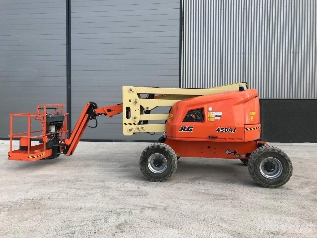 JLG 450 AJ Körüklü personel platformları