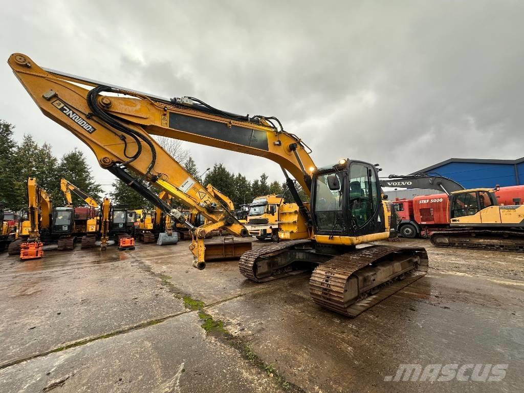 JCB JZ 255 LC Paletli ekskavatörler