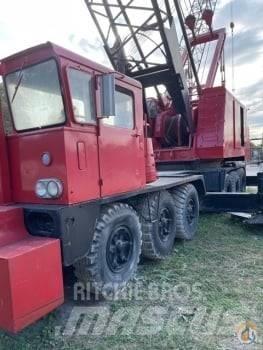 Manitowoc 3900 T Yol-Arazi Tipi Vinçler (AT)