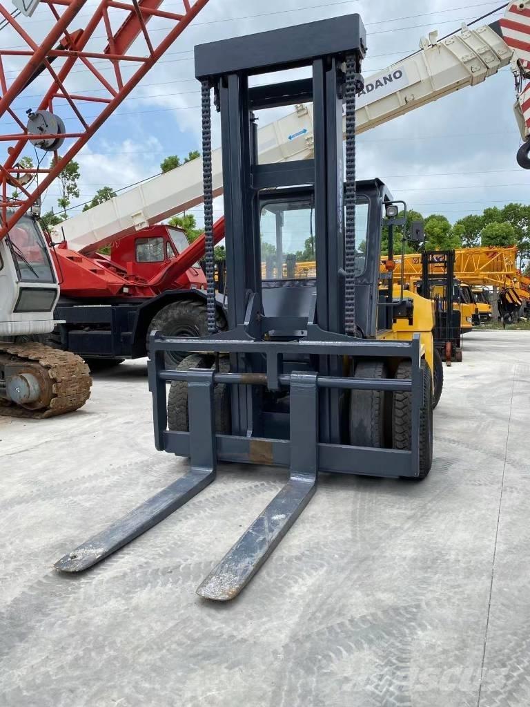 Komatsu FD 160 Dizel forkliftler