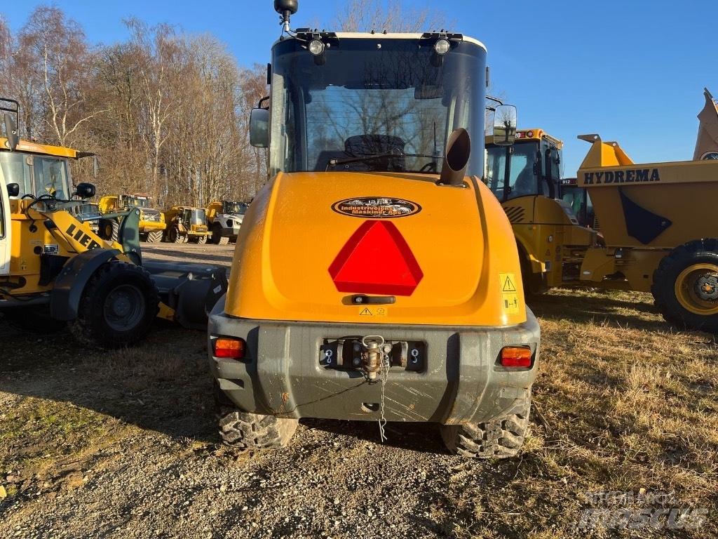 Liebherr L 506 Tekerlekli yükleyiciler