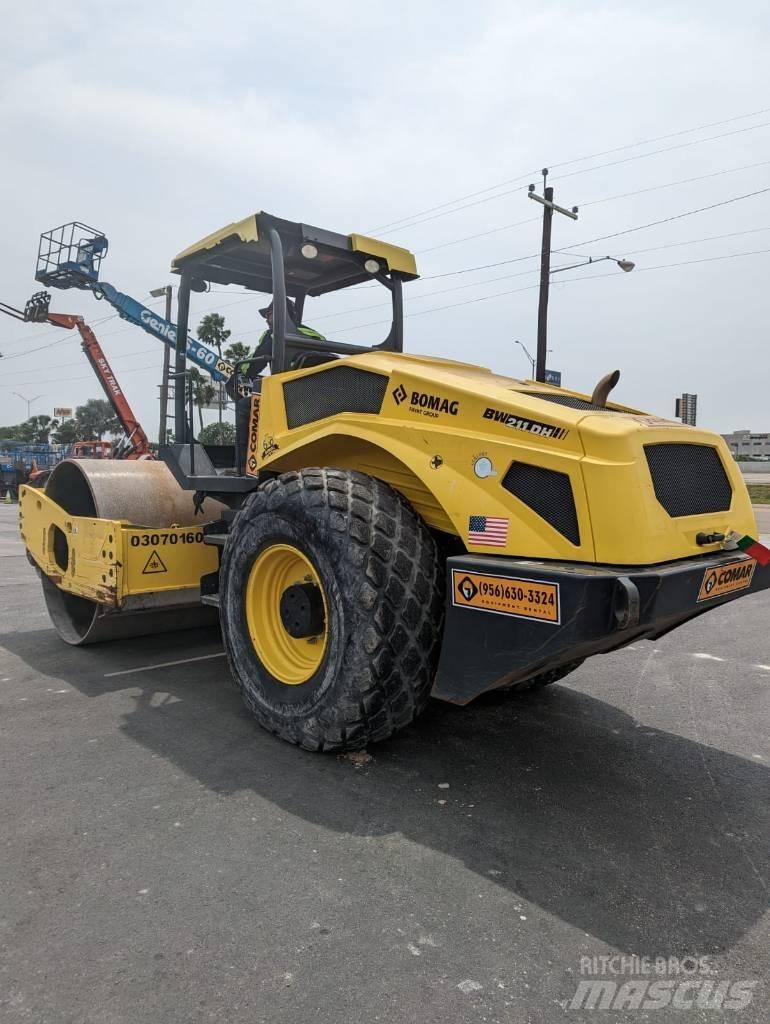 Bomag BW 211 DH-5 Tek tamburlu silindirler